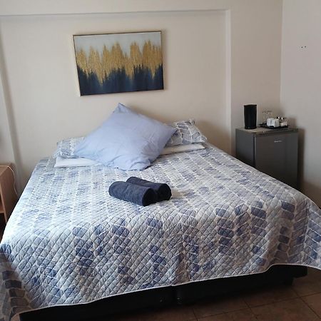 White Rose Guest House Vanderbijlpark Dış mekan fotoğraf