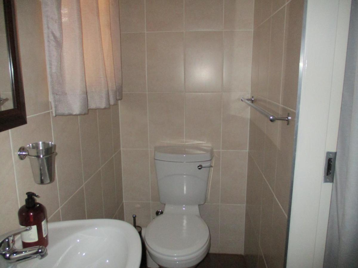 White Rose Guest House Vanderbijlpark Dış mekan fotoğraf